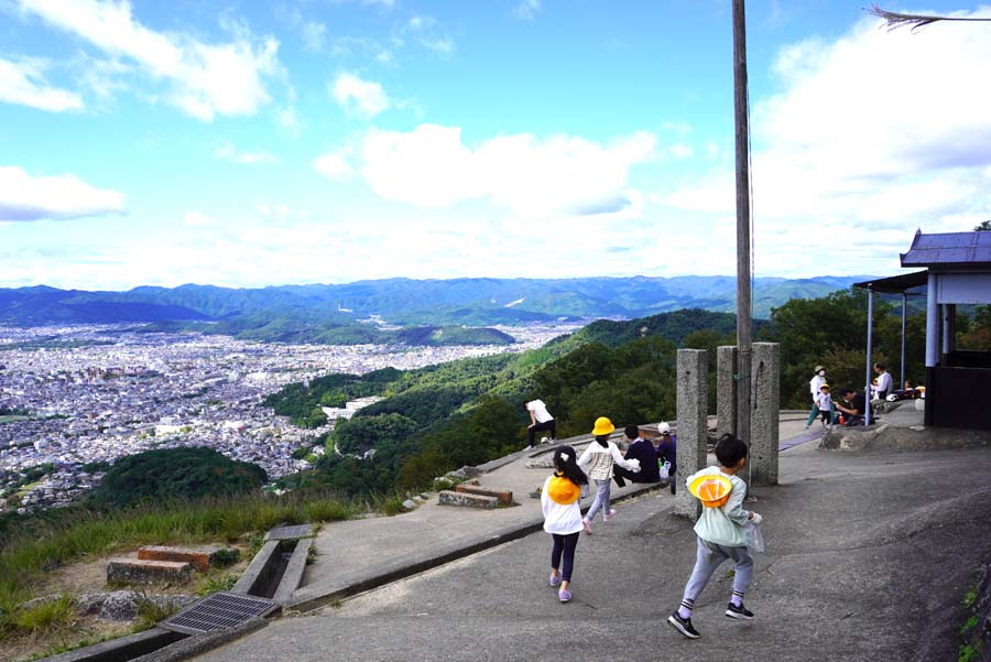 大文字山の火床からみる京都市内の眺望　