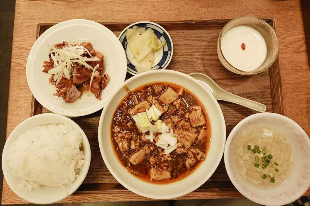 鶏と点心と町中華