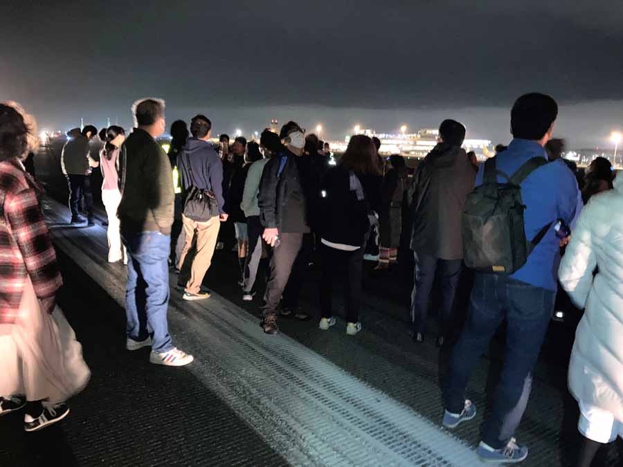 神戸空港滑走路夜の見学ツアー