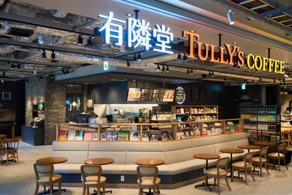 グラングリーン大阪　TULLY'S COFFEE有隣堂