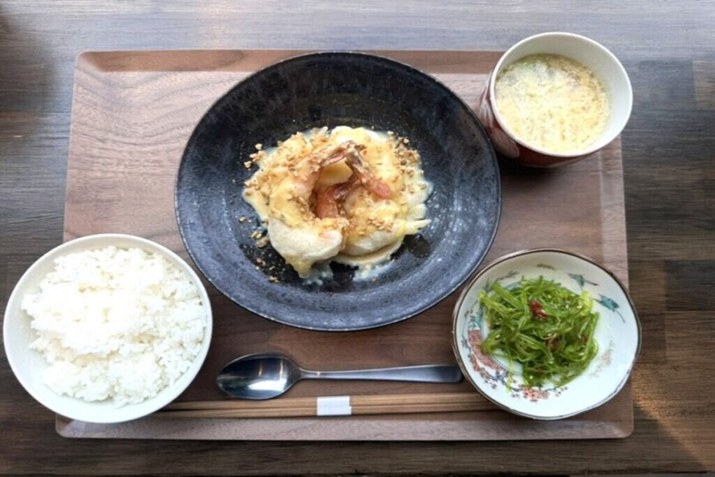 薬膳飯店　エビマヨ