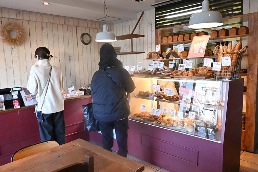 ルシュクレクール岸部の店内