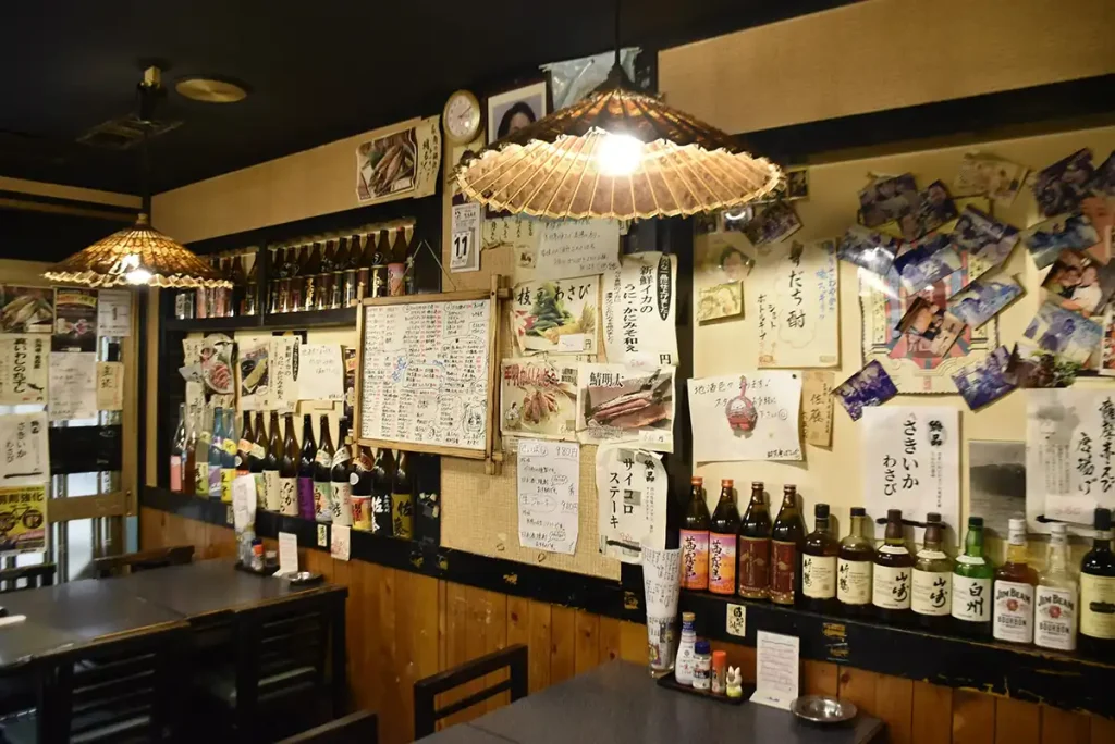 地下のれん街 酔笑庵ぽんぽ 内観2