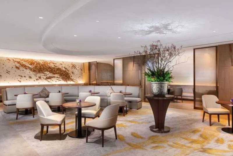 mayfair 内観