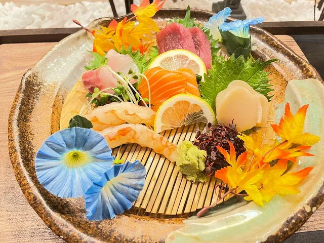 海鮮居酒屋 赤富士 おまかせ刺身盛り合わせ