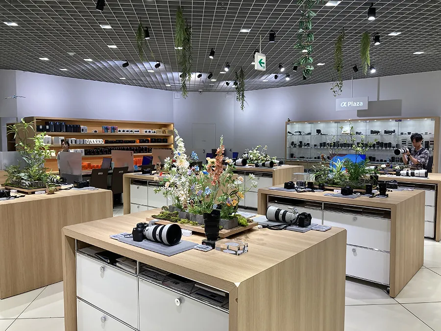 ソニーストア大阪の店舗内の画像