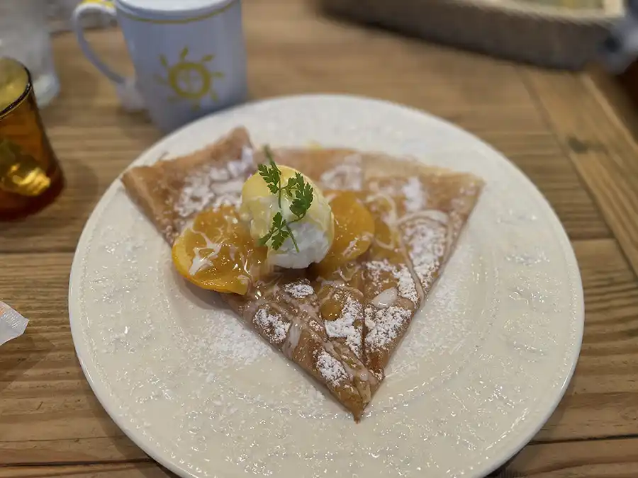 クレープリースタンドシャンデレールのクレープレモン