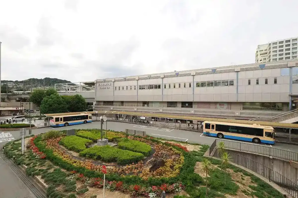川西能勢口駅